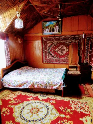House Boat Royal Lodge