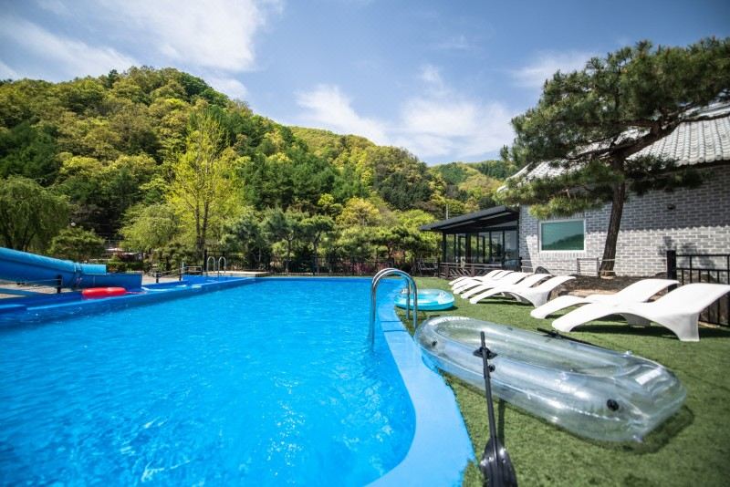 가평 춘향이와방자 호텔 구성 및 특징 이미지