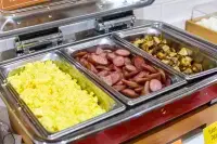 Hampton Inn Bryant - breakfast