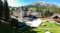 Franceschi Park Hotel