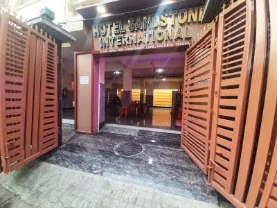 Hotel Sandstone International