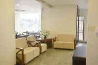 Ladybird Hotel - Bãi đậu xe