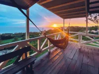 PANORAMA Ocean View Cottage - Mountain view