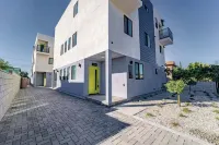 Green Homestay