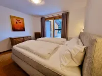 Ratia III Hotels in Pfunds