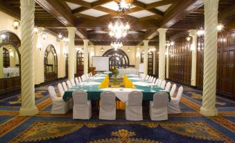 Helnan Auberge Fayoum