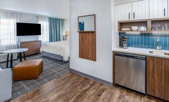 Staybridge Suites Denver-Cherry Creek