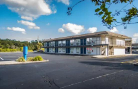 Motel 6 Kissimmee, FL - Orlando Hotels near Old Town