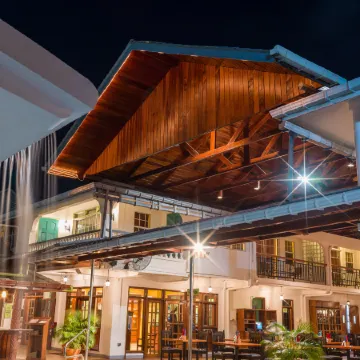 Grand Coastal Hotel