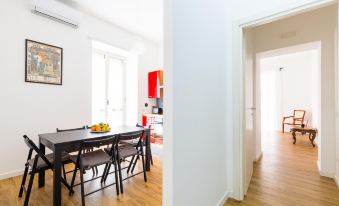 Barrio 133 - Double Bedroom in Center by Napoliapartments