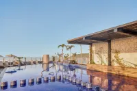 Fiesta Inn Mazatlán - สระว่ายน้ำบนดาดฟ้า