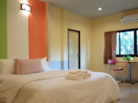 Juntima Place at Amphawa Hotéis em Amphawa