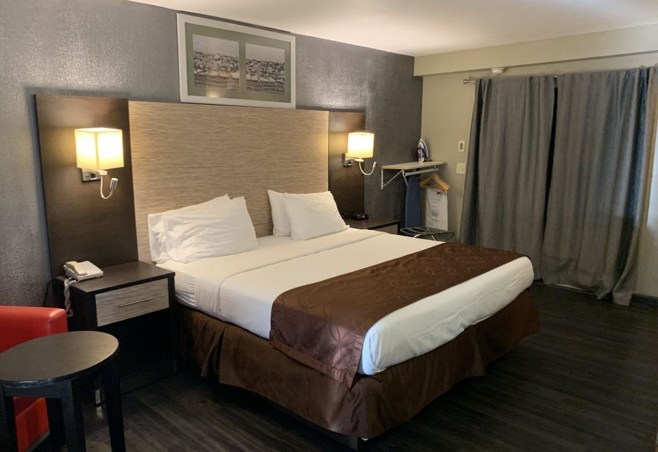 2. 라마다 바이 윈..