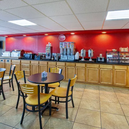 Ramada by Wyndham Bowling Green