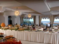 Universal Hotel - breakfast