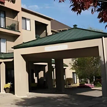 Courtyard Champaign