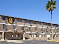 Super 8 by Wyndham Lake Havasu City Hotels near Action Sports