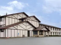 Super 8 by Wyndham Montgomery Maybrook Hotel a Montgomery