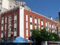 Hotel la Perla Hotels near Balvanera