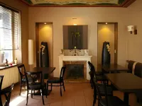 Logis Hôtel le Cheval Noir - Desayuno