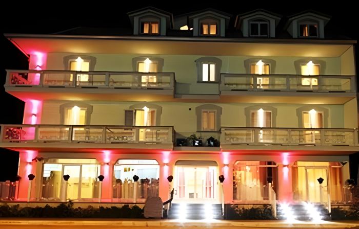 Palace Hotel Una Nuova Strada