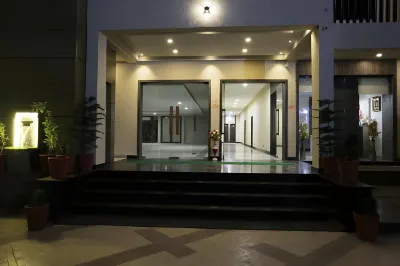 Hotel the Mewar Hotel in zona Aeroporto di Maharana Pratap