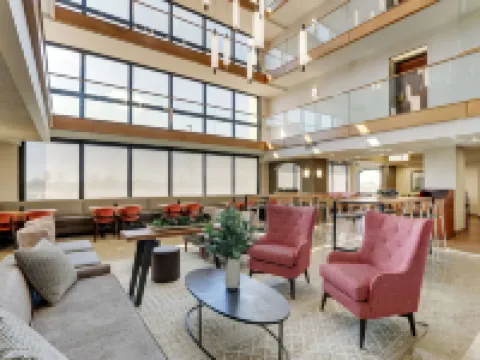 Drury Inn & Suites Marion Hotels in Marion