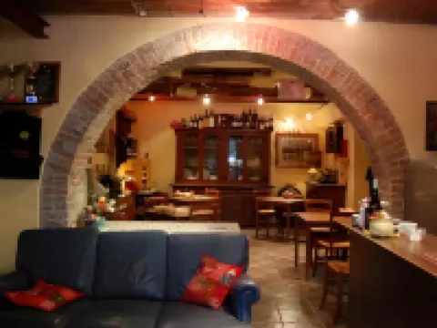 阿爾伯哥拉維勒塔酒店 薩爾扎納酒店