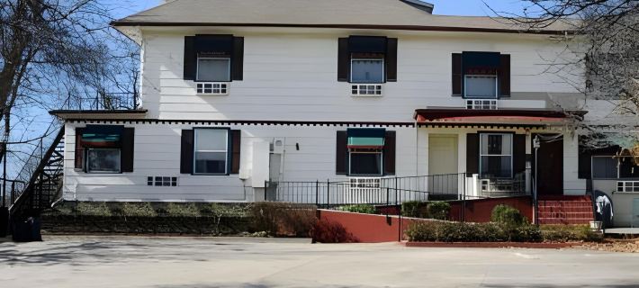Woodstock Inn Bed & Breakfast Hotels in Jackson County