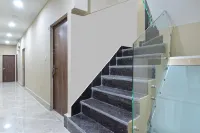 Hotel Chowdhry @ New Delhi Railway Station (2 Minutes Walk)