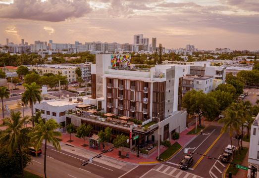 업선 호텔 & 소셜 클럽