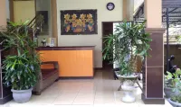 Taxa Raya Guest House - Pensionaatit