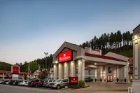 Ramada by Wyndham Keystone Near Mt Rushmore Hotel di Mount Rushmore UT