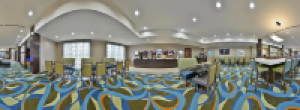 ฮอลิเดย์ อินน์ เอ็กซ์เพรส แอนด์ สวีทส์ ฟอร์เรสต์ ซิตี้ บาย IHG