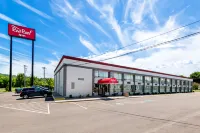 ريد روف إن كورتلاند فنادق في كورتلاند