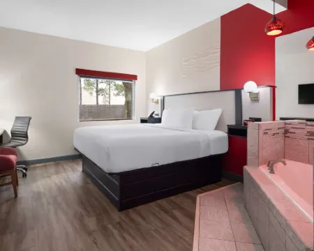 Ramada by Wyndham Locust Grove Hotels in Henry County