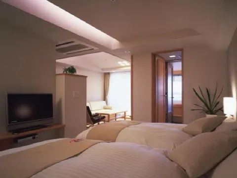 โรงแรมพลาซ่า แอนเน็กซ์ โยโกเตะ โรงแรมใน