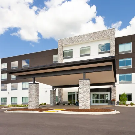 Holiday Inn Express & Suites REEDSBURG – DELLS AREA by IHG