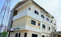 Hotel Safari Lodge Hotels in Chaili Tukum