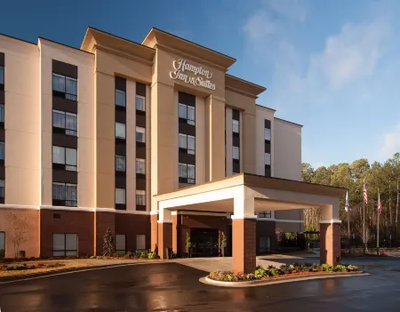 Hampton Inn and Suites Augusta/Washington Road I-20 Отели рядом с достопримечательностью «DEFY Augusta»