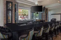 Hyatt House Augusta Downtown - Barer