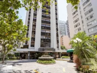H4 la Residence Paulista Отели рядом с достопримечательностью «Серкейра-Сезар»