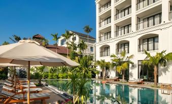 Shining Riverside Hoi An Boutique & Spa