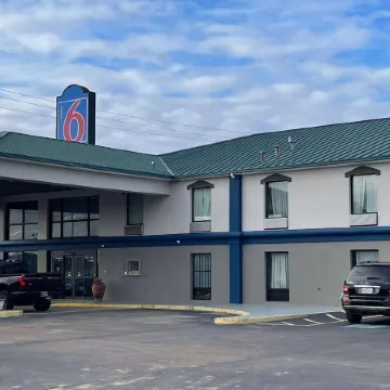 Motel 6 Canton, MS