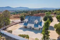 Wine Country Retreat Gorgeous Views Minutes to Wineries