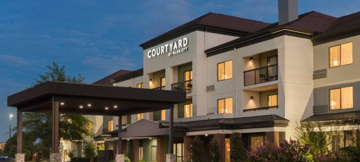 Courtyard Tulsa Central Hotels in Tulsa County