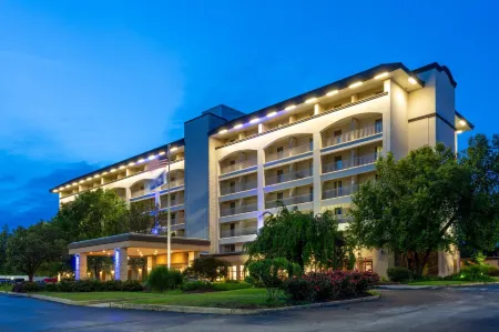 Holiday Inn Express & Suites King of Prussia