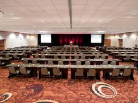 Sheraton Minneapolis West Hotel Hotels in Minnetonka