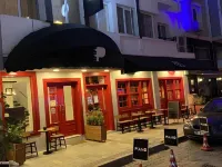 Piano Hotel