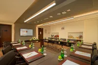 Action Hotel Ras Al Khaimah - Parkplatz